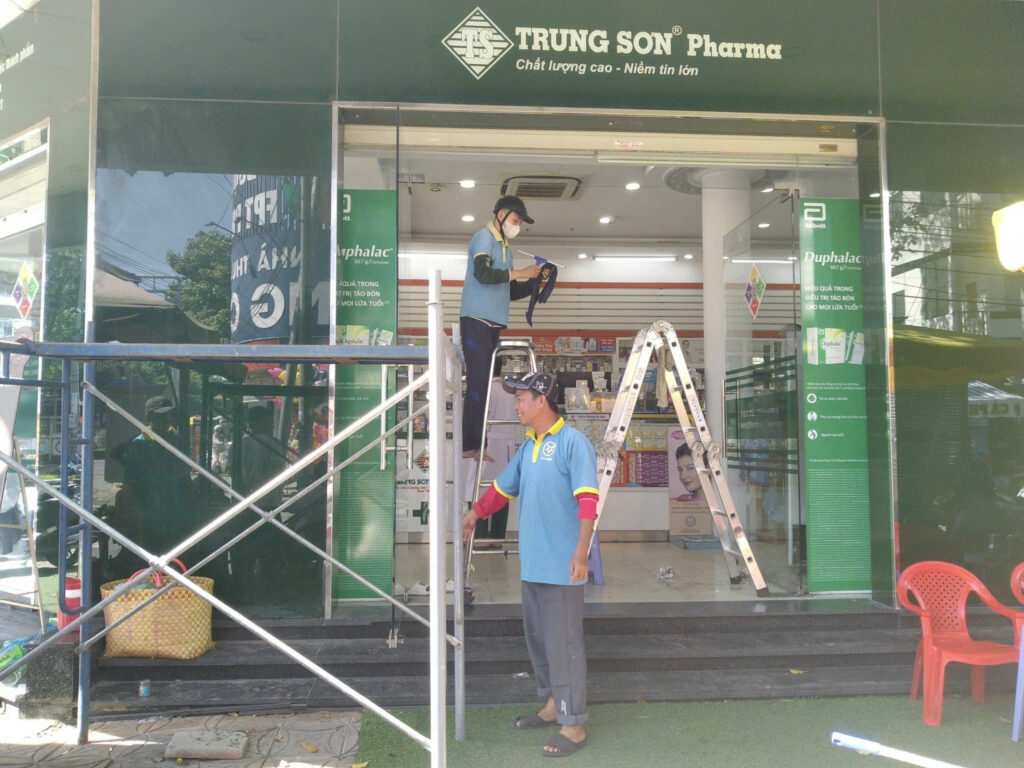 Vệ sinh Định kỳ Nhà thuốc Trung Sơn Pharma