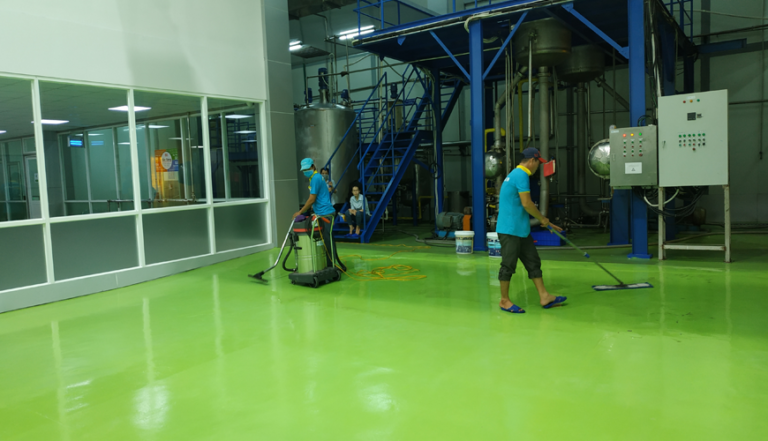 Vệ sinh sàn epoxy đạt tiêu chuẩn ISO - Đảm bảo nhà xưởng luôn sạch sẽ