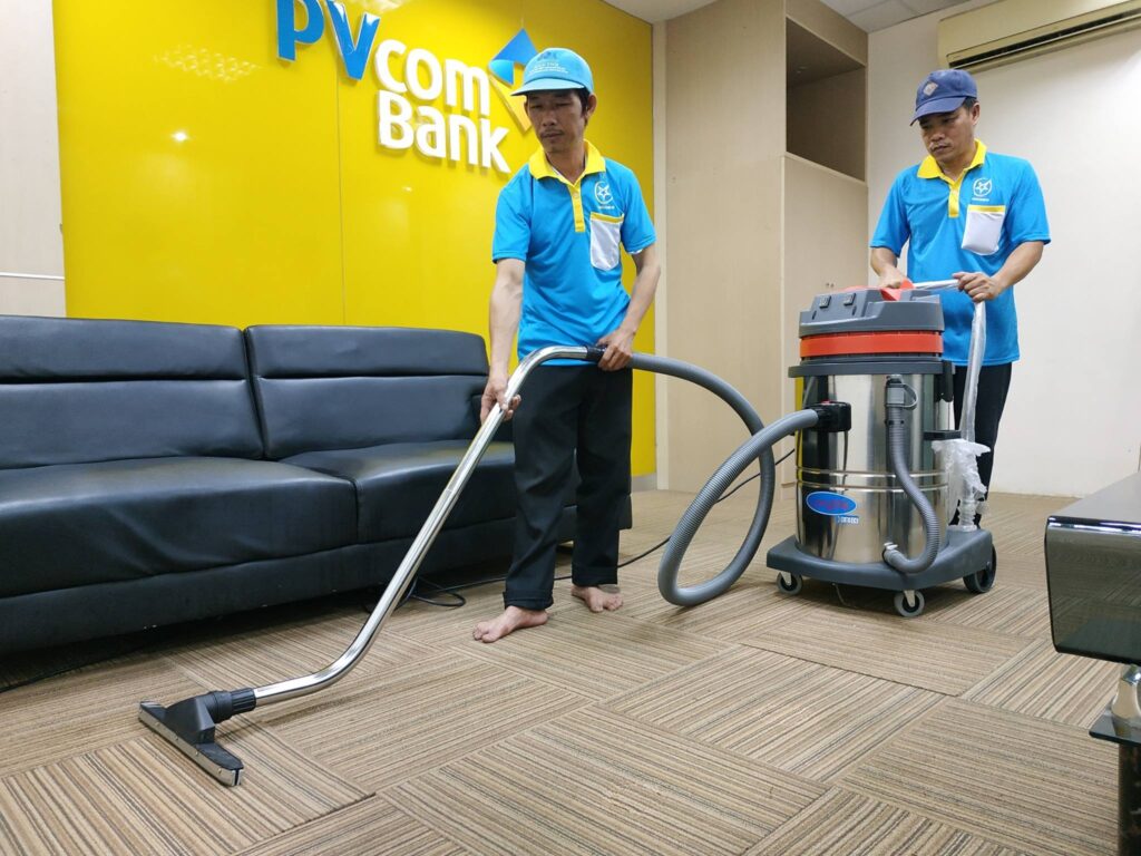 Vệ sinh sàn tại PVBank